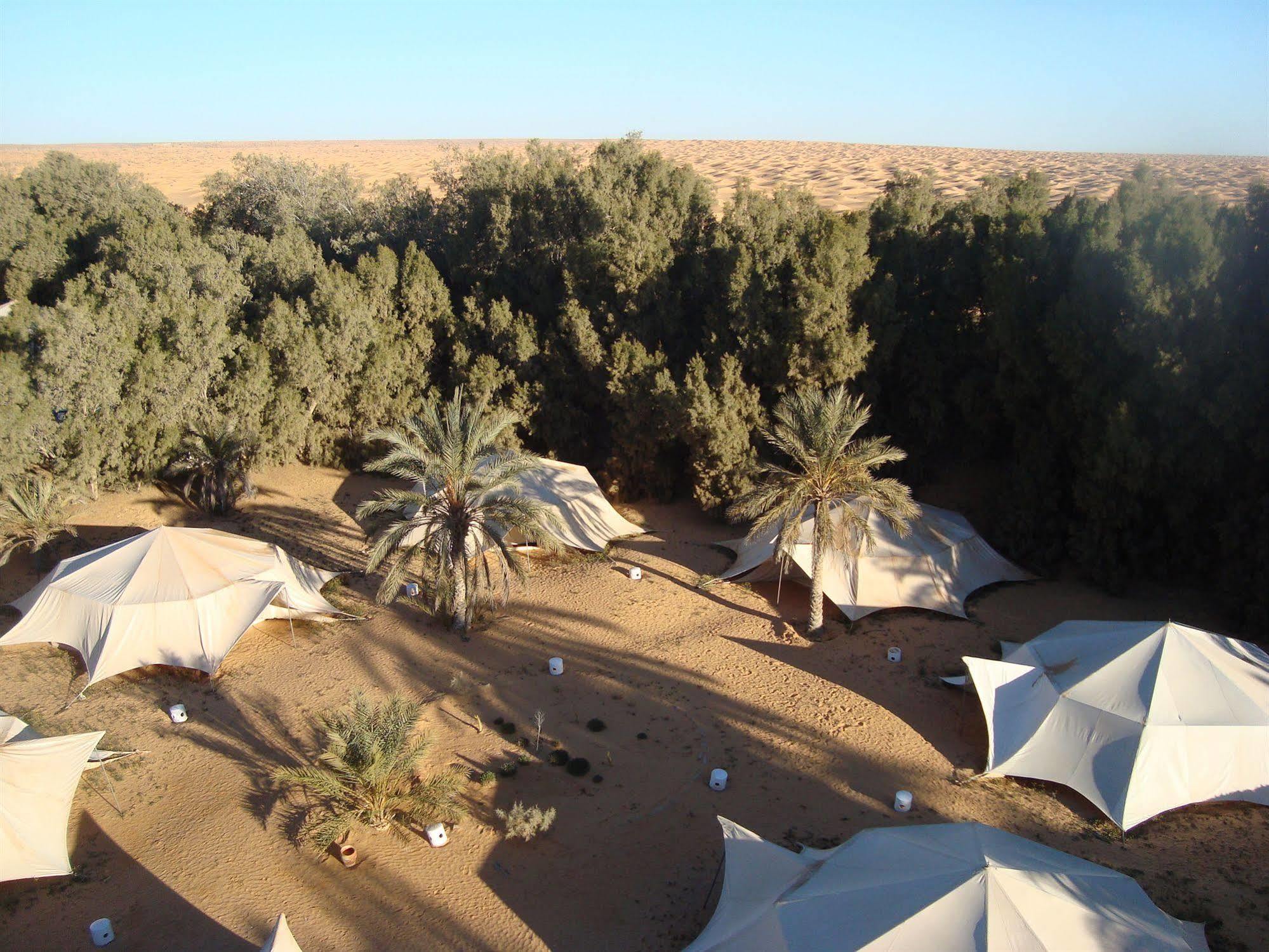 Campement Yadis Ksar Ghilane 外观 照片