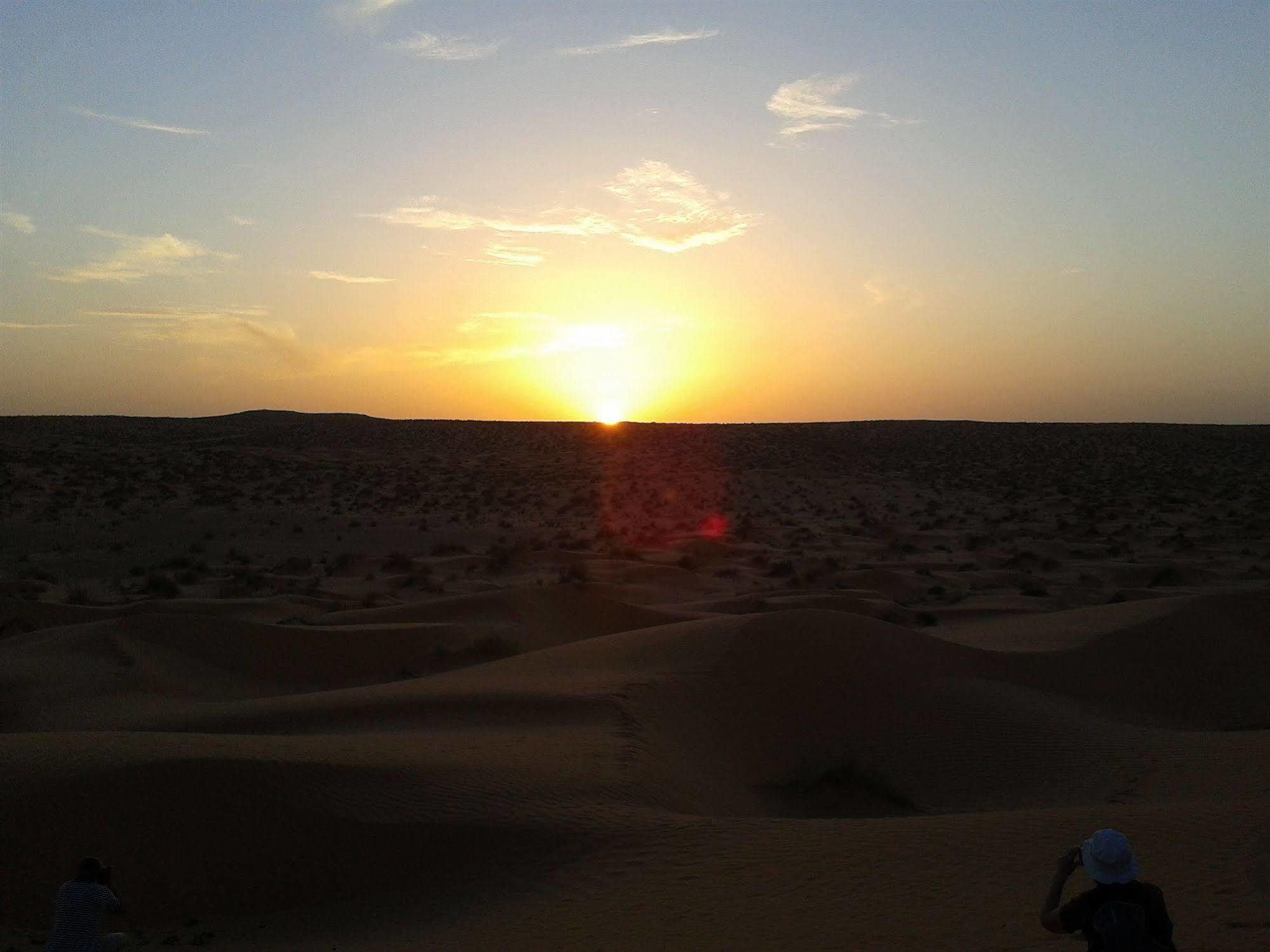 Campement Yadis Ksar Ghilane 外观 照片